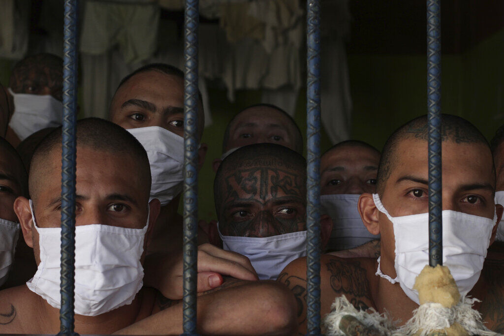 APTOPIX El Salvador Gang Negotiations